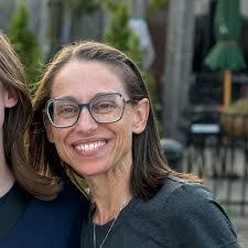 Katrina Benson's Instagram, Twitter & Facebook