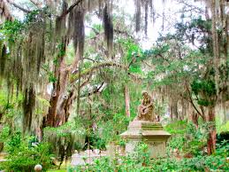 Midnight in the garden of good and evil cemetery. The Hauntingly Beautiful History Of Savannah S Bonaventure Cemetery Southern Living