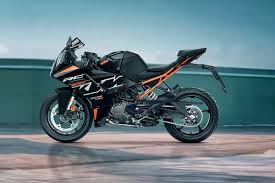 KTM RC 200 Images and RC 200 Latest Photos