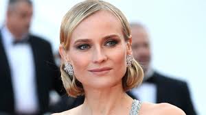 Diane kruger and joshua jackson pictured 11 february 2016. Diane Kruger Uberraschend Privates Foto Ihres Kleinen Tochterchens