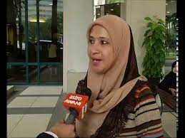 Fatimah az zahra, calon istri uas ternyata anak bos toko emas. Fatimah Az Zahra Pipi Merah Rambut Lebat Pengurus Siti Nurhaliza Youtube