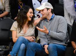 Мила кунис (mila kunis), урождённая милена марковна кунис (укр. Mila Kunis And Ashton Kutcher Really Are The Couple From Friends With Benefits Gq
