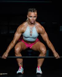 Ivy Nile - Free pics, galleries & more at Babepedia