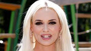 German reality tv personality, tv host, model, and singer. 2021 Daniela Katzenberger No Second Child For You And Lucas Cordalis