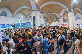 Найкращий книжковий дизайн 2020 рік книжковий арсенал. H Mizhnarodnij Festival Knizhkovij Arsenal Perenosyat