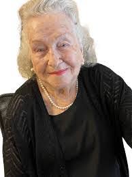 Peggy Bard's Instagram, Twitter & Facebook