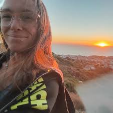 Should I pluck blooms from my crookneck squash plant?