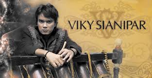 We would like to show you a description here but the site won't allow us. Lirik Dan Chord Vicky Sianipar Dijou Au Mulak Kunci Gitar Id