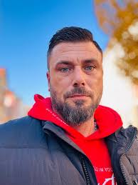 JD Twitch (Keith McIvor) 1967/68 to September 19, 2025 Age: 57 Died From:  Brain tumor. Notable For: Scottish DJ, record producer and label founder,  best known as one half of the duo