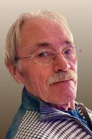 Obituaries & Condolences