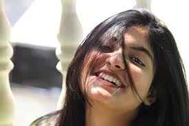 Shayari ft GULZAR 수집됨