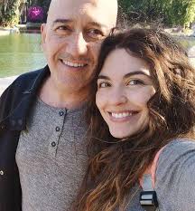 Żona maria jo?o abreu (od 1985), 2 synów: Sara Barradas Faz Declaracao De Amor A Jose Raposo Pelo Seu 58Âº Aniversario