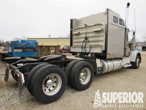 International 9900IX-SFA-6X4-2004 Cab & Chassis Truck