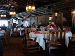 Dine in sophistication at the el tovar hotel just like teddy roosevelt did in 1906. El Tovar Lodge Dining Room Picture Of El Tovar Lodge Dining Room Grand Canyon National Park Tripadvisor