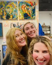 Tessa Lang's Instagram, Twitter & Facebook