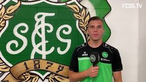 Uefa.com est le site officiel de l'uefa, l'union européenne des associations de football, et l'instance dirigeante du football en europe. Fc St Gallen 1879 Gruewiss Im Herz On Twitter Liebe Fcsg Fans Ermedin Demirovic Mochte Euch Etwas Mitteilen Fcsg Scfreiburg Https T Co Jwnelxmyaw Twitter