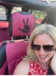 Hello y'all. My name is Cyndi 🥰