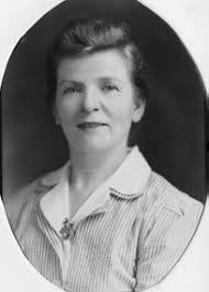 Ida Linke's Instagram, Twitter & Facebook