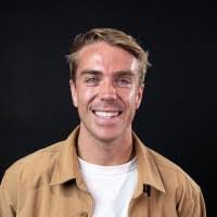 Darcy Sheehan's Instagram, Twitter & Facebook