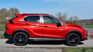 Check out the radically redesigned 2022 mitsubishi eclipse cross compact suv. Mitsubishi Eclipse Cross Plug In Hybrid Suv Mit Bruckenfunktion