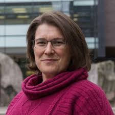 I'm not 2 different people, so why not share a little personal here as  well, right? Happy to share that after 6.5 years together and a bunch of  COVID postponements, Hamza Khan and