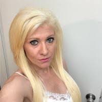 Kayla Clayton's Instagram, Twitter & Facebook