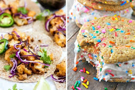 Whether you're vegan, vegetarian or just want to try something new, you don't have to live a life without mac and cheese. 28 Comfort Food Recipes With No Meat Or Dairy