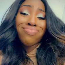 Isabella Meeks's Instagram, Twitter & Facebook