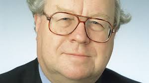 Lord Cormack: Tributes paid to long-serving politician who died