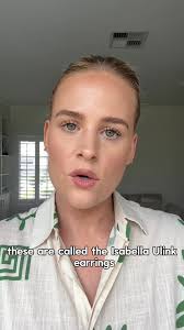 Current mood: gold everything 💛✨ , 🛒 https://camileandstone.com.au/,  #trendy #collection #goldjewellery #classic #18kgoldjewelry  #18kgoldjewellery #smallbusiness #australianbusiness #earrings #studs ...