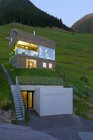 Enter The House From Under Ground America Residential Building Design House Design Modern House Design