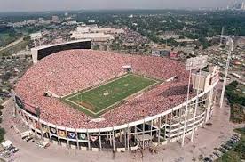 The Sweltering Big Sombrero In Tampa Tampa Bay Buccaneers Football Tampa Bay Buccaneers Tampa Bay Rowdies