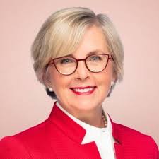 Maddy Collier (@caddymollier)