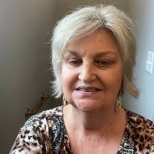 A good friend of mine received her star yesterday ❤️ Congrats to thee Ellen  Pompeo!