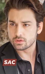 Being so handsome and attractive, he's a very pretty young man as well;  such a rare combination…❤️🥰