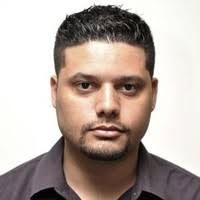 200+ perfis com “Rich”