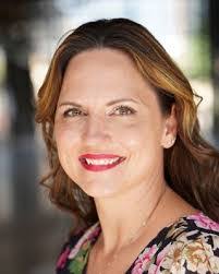 Sarah Barron's Instagram, Twitter & Facebook