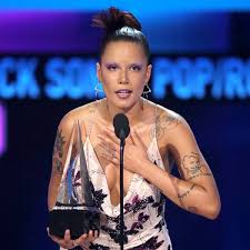 Castle opens the main gates to enter the badlands, the booming metropolis where halsey says cognitive activity happens in correlation to her state of mind. Halsey Gives Passionate Speech After Receiving First Ever Ama Win E Online