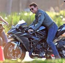 The film stars tom cruise, kelly mcgillis, val kilmer, anthony edwards, and. Tom Cruise Akan Tampil Di Film Top Gun Pakai Kawasaki Ninja H2 Otomotif Tempo Co