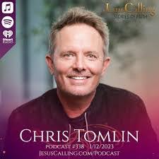 Holly Dowling's Instagram, Twitter & Facebook