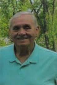 Earl Stoops (–2022) of Shipman, IL