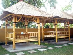 Berikut ini ada inspirasi ide desain rumah adat bali untuk hunian modern. Inspirasi 28 Desain Rumah Makan Saung
