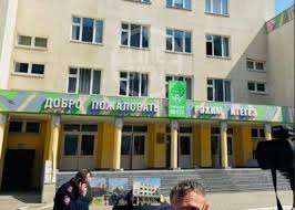 В школе № 175 казани утром 11 мая произошла стрельба. L0jus56kfcqhvm