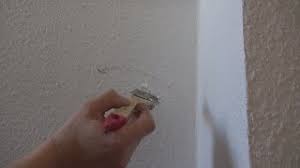 Flecken An Tapete Entfernen Ohne Wand Komplett Zu Malern Youtube