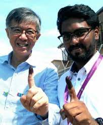There has been no suggestion as to who the youngest mp may vouch for. 22 Year Old Law Student Makes History As Malaysia S Youngest Elected Mp