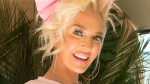 PHOTOS: Erika Jayne's $750,000 Diamond Earrings