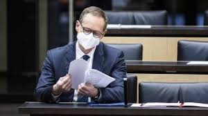 Konferenz mit angela merkel am dienstag. Oabxikzbvqd95m