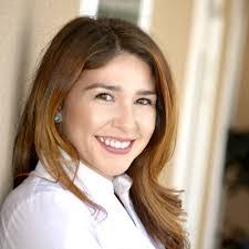 Vicki Markley's Instagram, Twitter & Facebook