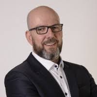 Gus Wright's Instagram, Twitter & Facebook