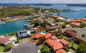 32 Binnacle Ct Yamba Nsw 2464 Australia House For Sale First National Real Estate